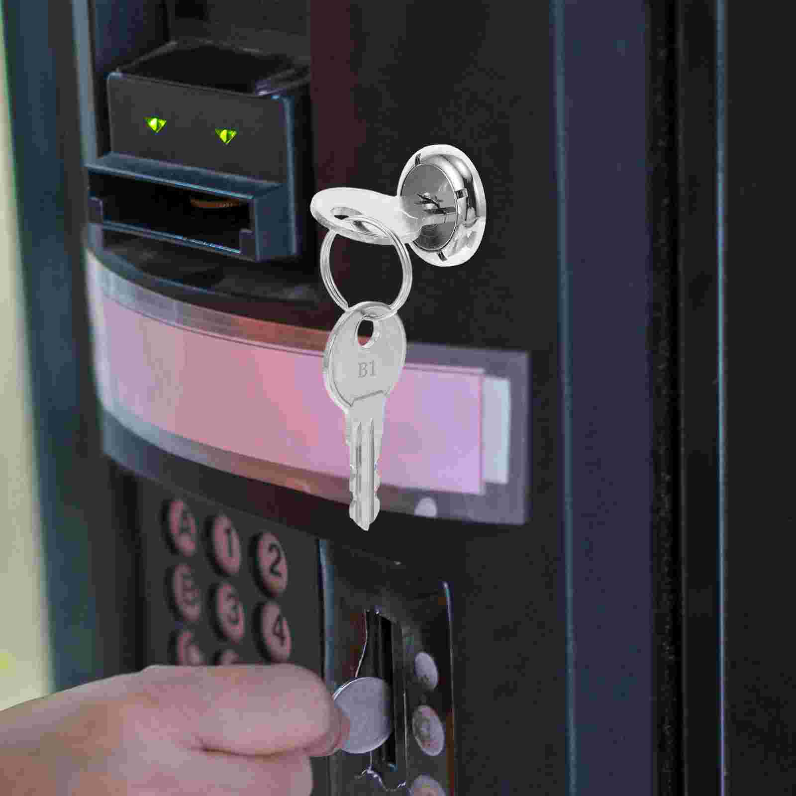 1 zestaw uniwersalnych kluczy  – Candy Vending Machine recenzja i cena