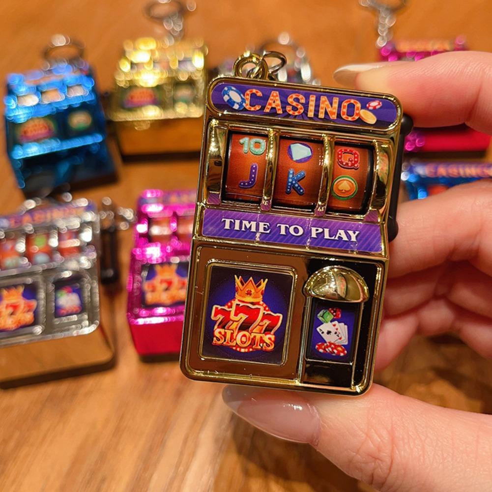 Breloczek do kluczy w kształci – Fruit Slot Machine recenzja i cena